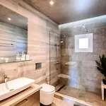 Vakantiehuis Paulanelas - Nature Retreat With Pool & Jacuzzi Offering Authentic Greek Hospitality By Mana Gers Gaitani