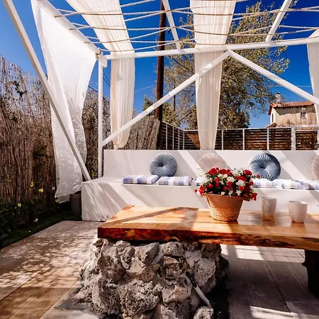 Paulanelas - Nature Retreat With Pool & Jacuzzi Offering Authentic Greek Hospitality By Mana Gers Gaitani