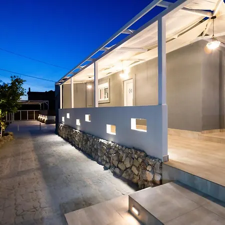 Paulanelas - Nature Retreat With Pool & Jacuzzi Offering Authentic Greek Hospitality By Mana Gers 度假居 *