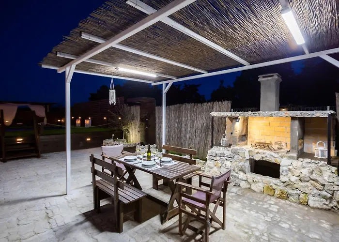 Paulanelas - Nature Retreat With Pool & Jacuzzi Offering Authentic Greek Hospitality By Mana Gers Gaitani