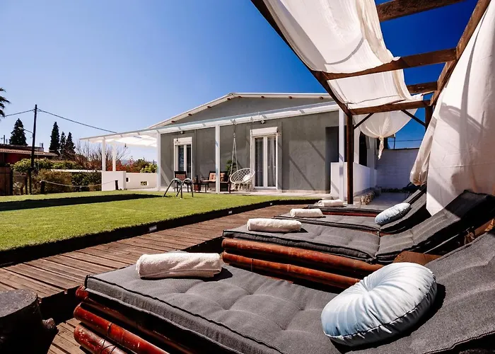 Semesterbostad Paulanelas - Nature Retreat With Pool & Jacuzzi Offering Authentic Greek Hospitality By Mana Gers Gaitani
