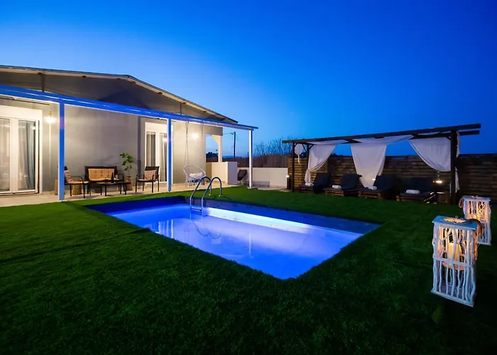 Semesterbostad Paulanelas - Nature Retreat With Pool & Jacuzzi Offering Authentic Greek Hospitality By Mana Gers Gaitani