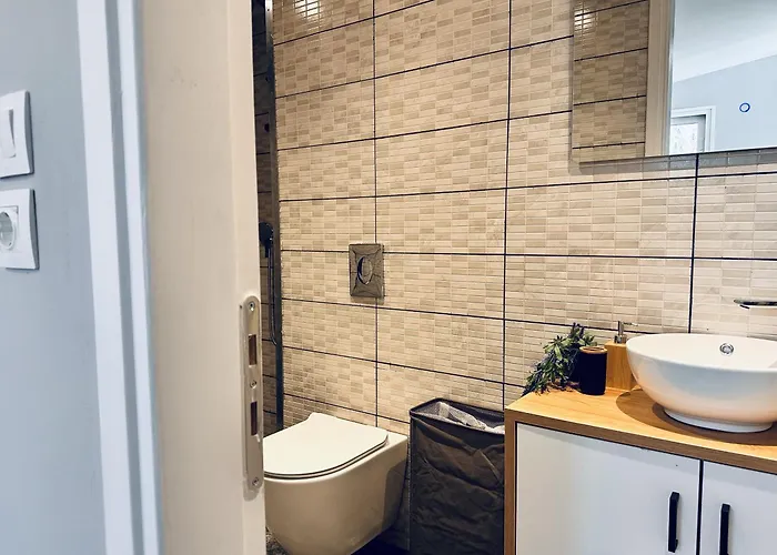 Paulanelas - Nature Retreat With Pool & Jacuzzi Offering Authentic Greek Hospitality By Mana Gers Semesterbostad *