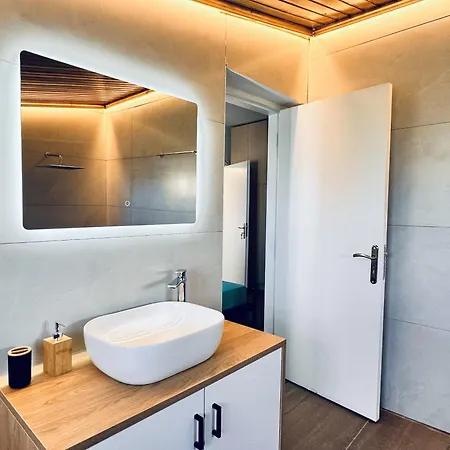 Paulanelas - Nature Retreat With Pool & Jacuzzi Offering Authentic Greek Hospitality By Mana Gers Ferienhaus